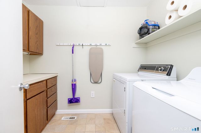 71 Byron Drive 71, Avon, CT 06001