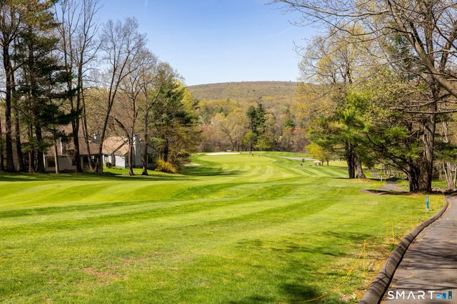 71 Byron Drive 71, Avon, CT 06001