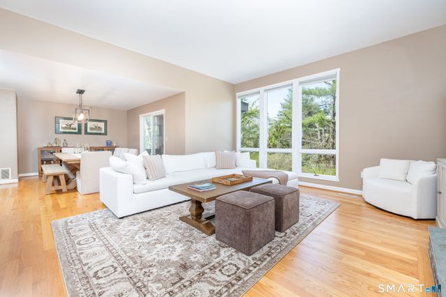71 Byron Drive 71, Avon, CT 06001
