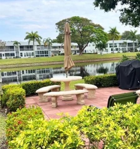 573 Durham U 573, Deerfield Beach, FL 33442