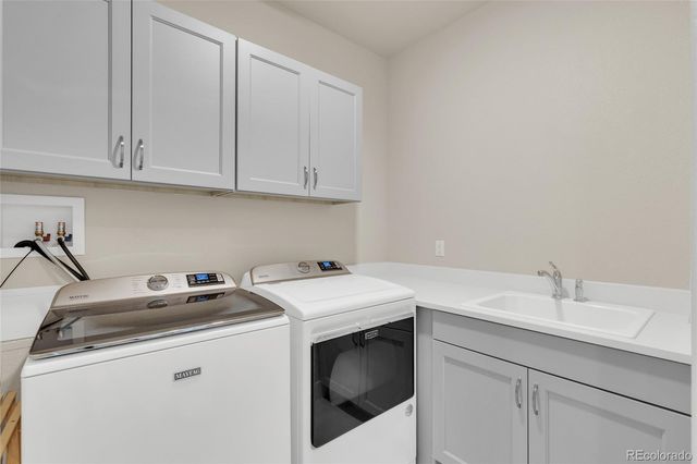 10401 Maplebrook Way, Highlands Ranch, CO 80126