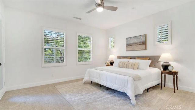 128 Talmadge, Irvine, CA 92602