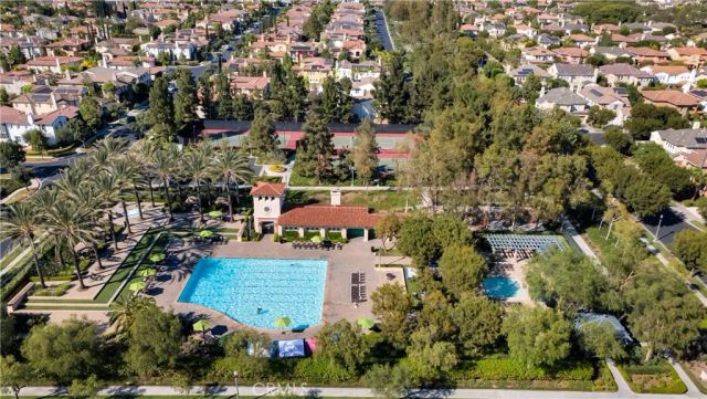 128 Talmadge, Irvine, CA 92602