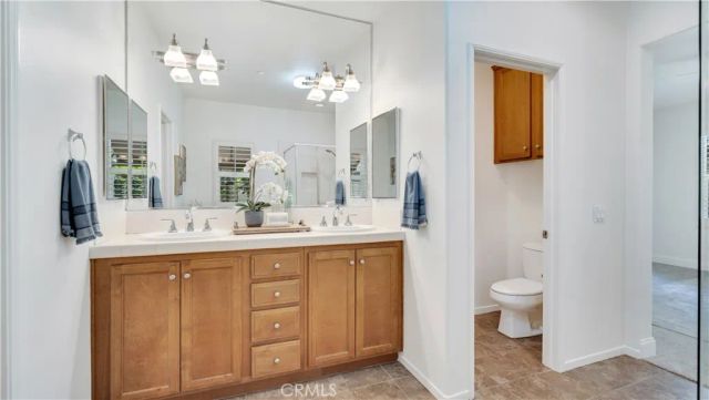 128 Talmadge, Irvine, CA 92602