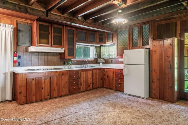 5841 Highway 57, Priest River, ID 83856