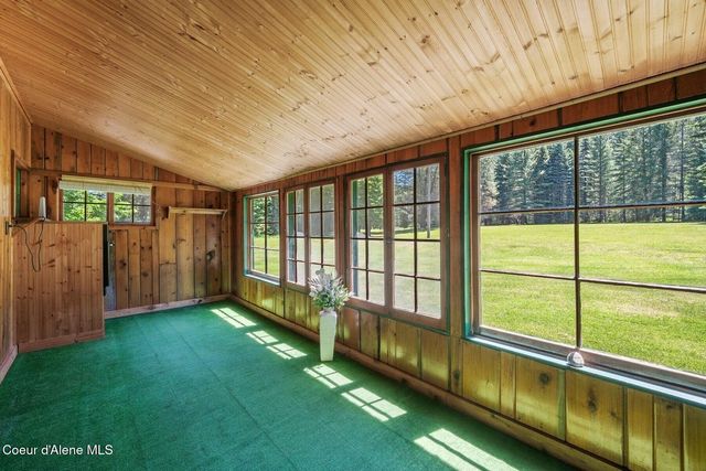5841 Highway 57, Priest River, ID 83856
