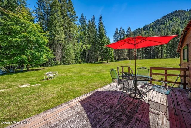 5841 Highway 57, Priest River, ID 83856