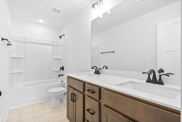 309 Front Ridge Circle, Clarksville, TN 37040