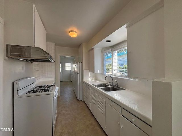 3633 Revere Avenue, Los Angeles, CA 90039