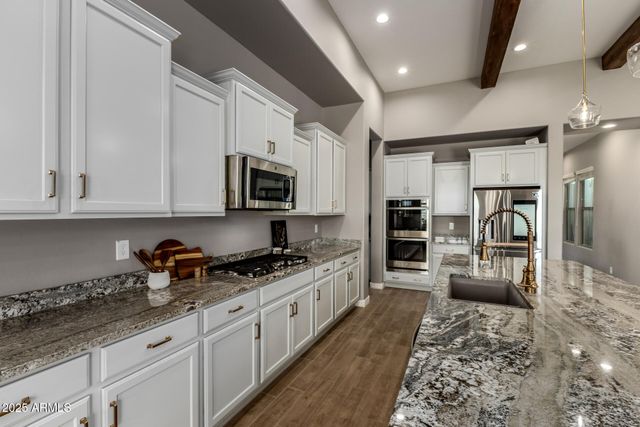 9957 E STROBE Avenue, Mesa, AZ 85212