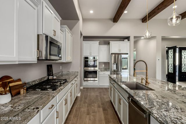 9957 E STROBE Avenue, Mesa, AZ 85212