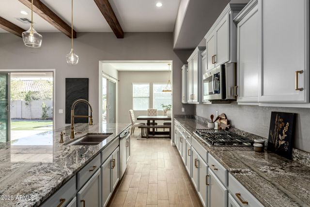 9957 E STROBE Avenue, Mesa, AZ 85212