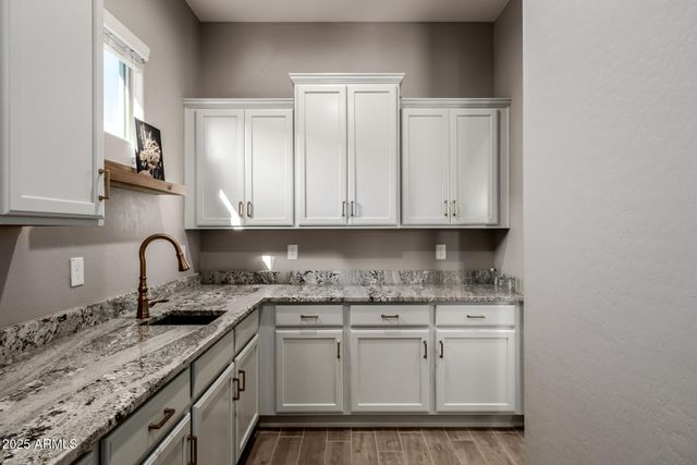 9957 E STROBE Avenue, Mesa, AZ 85212