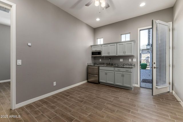 9957 E STROBE Avenue, Mesa, AZ 85212