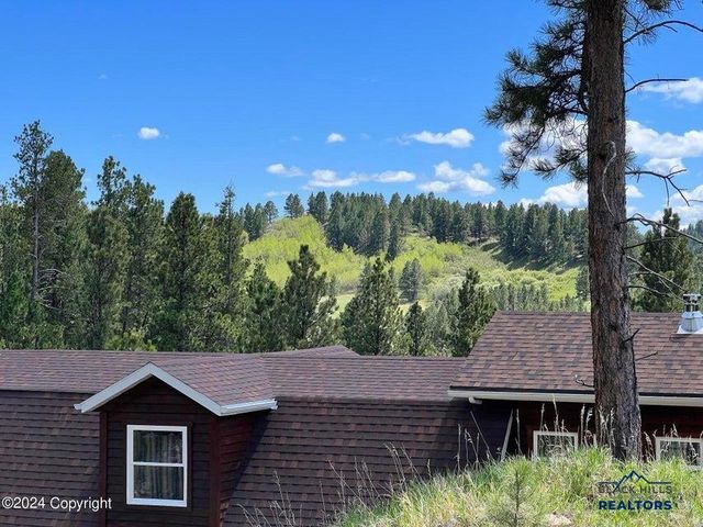 183 CROOKED PINE TRL, Four Corners, WY 82715