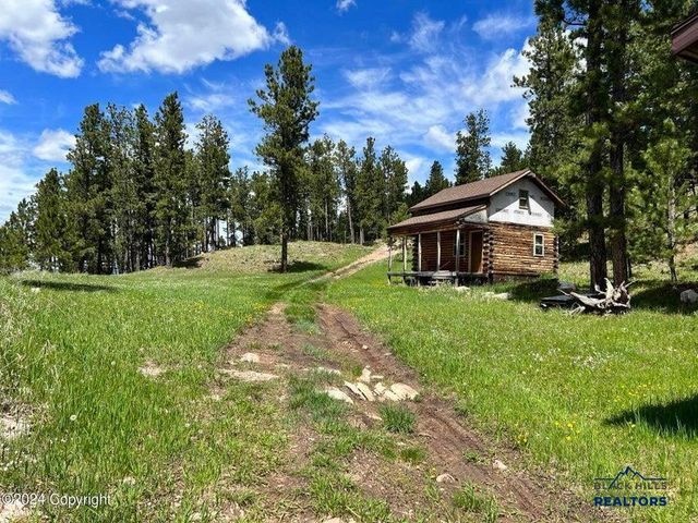 183 CROOKED PINE TRL, Four Corners, WY 82715
