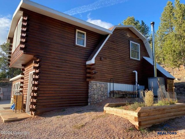 183 CROOKED PINE TRL, Four Corners, WY 82715