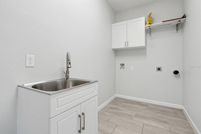 1121 HENDON LOOP, Davenport, FL 33837