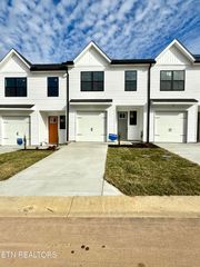 8834 Chapman Trace Way, Knoxville, TN 37920