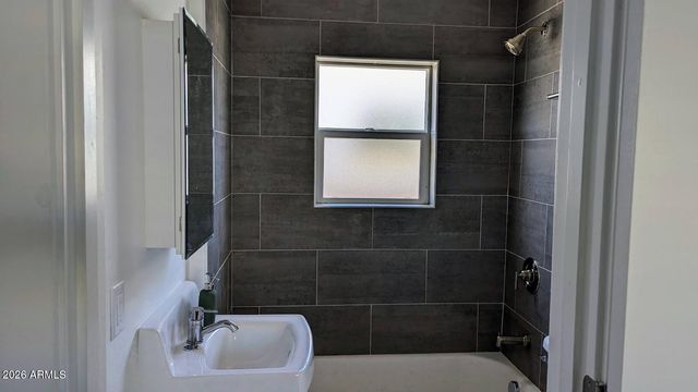 1620 E Apache Boulevard, Tempe, AZ 85281