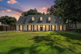 1662 HAPANO DR, Germantown, TN 38138