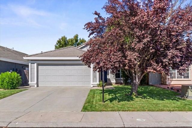 8817 Alder Grove Pl, Elk Grove, CA 95624