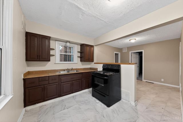 1625 Joseph Court, North College Hill, OH 45231