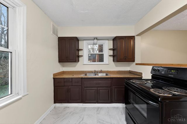 1625 Joseph Court, North College Hill, OH 45231