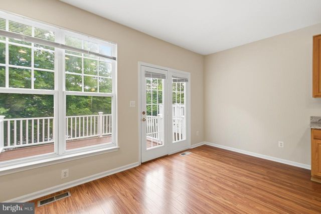 8108 DOVE COTTAGE CT, Lorton, VA 22079