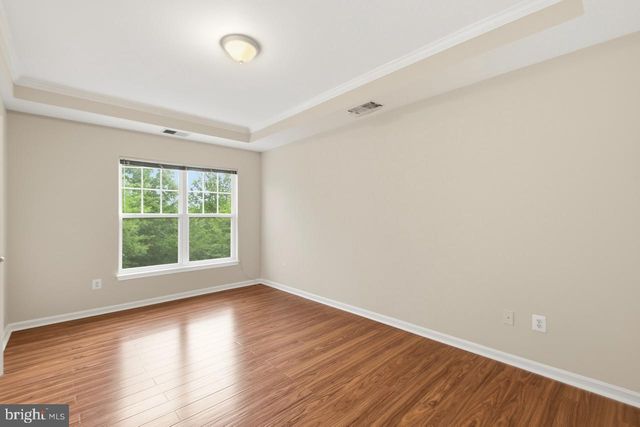 8108 DOVE COTTAGE CT, Lorton, VA 22079