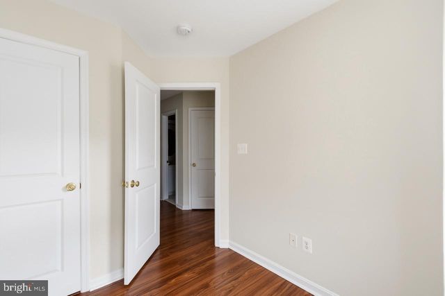 8108 DOVE COTTAGE CT, Lorton, VA 22079