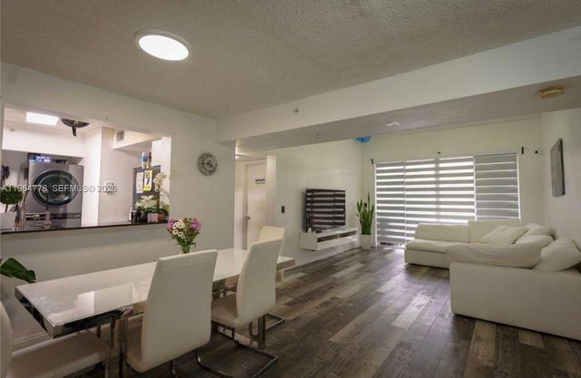 2721 Ocean Club Blvd 303, Hollywood, FL 33019