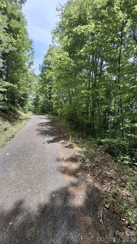 112 Kako Ridge 59, Sylva, NC 28779