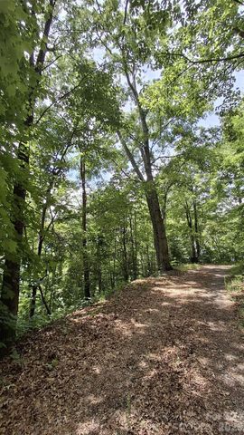 112 Kako Ridge 59, Sylva, NC 28779