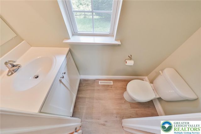 312 Central Park Avenue, Bethlehem City, PA 18018