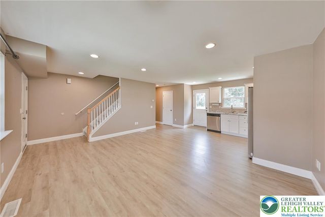 312 Central Park Avenue, Bethlehem City, PA 18018