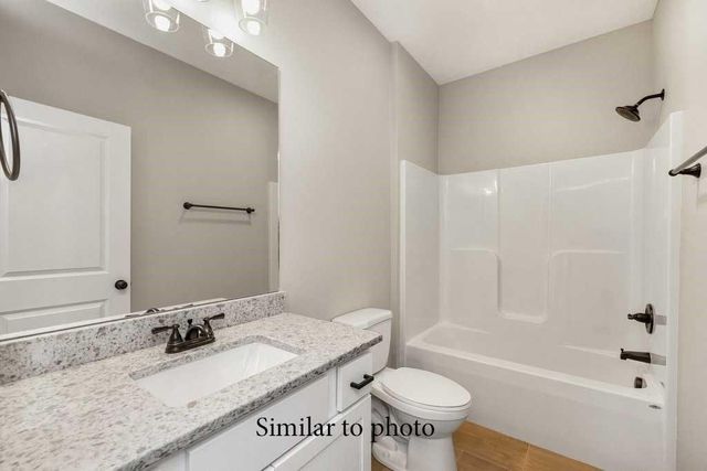 2813 3rd Avenue SE, Altoona, IA 50009