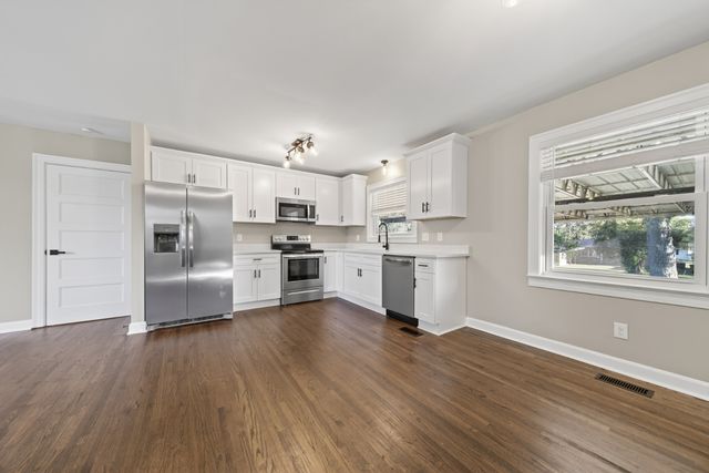 403 W Hite St, Gallatin, TN 37066