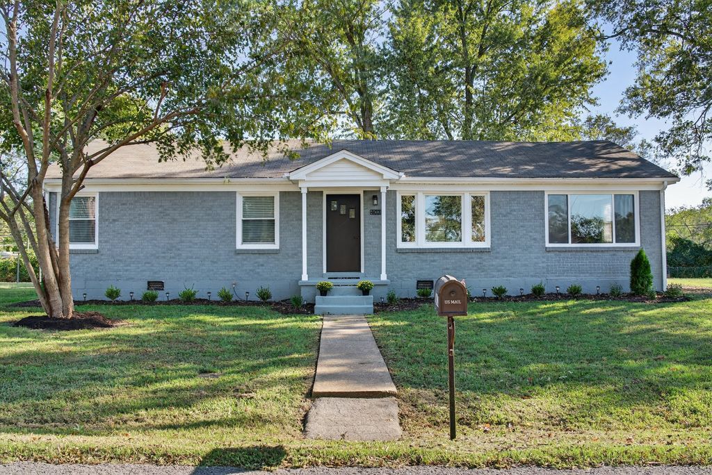 403 W Hite St, Gallatin, TN 37066