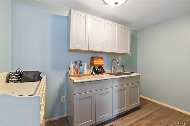 4040 Winterpark Drive, Clay, NY 13090