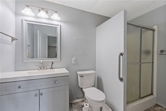 4040 Winterpark Drive, Clay, NY 13090