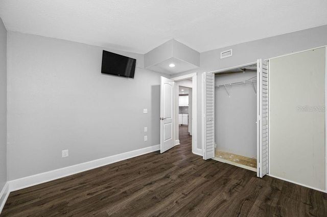 4466 57TH AVENUE N, St Petersburg, FL 33714