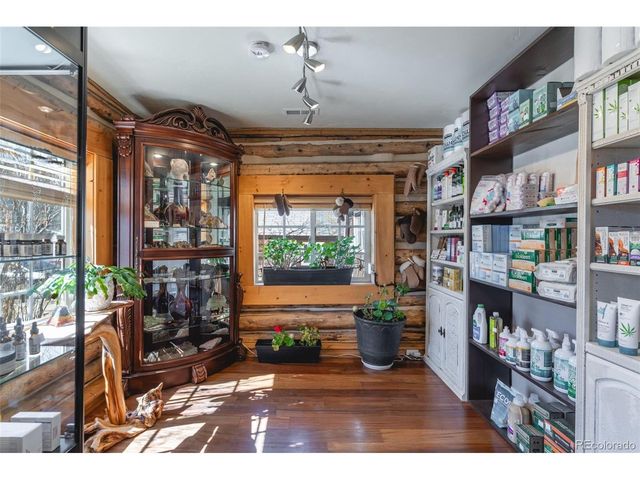 43 County Rd 102, Guffey, CO 80820