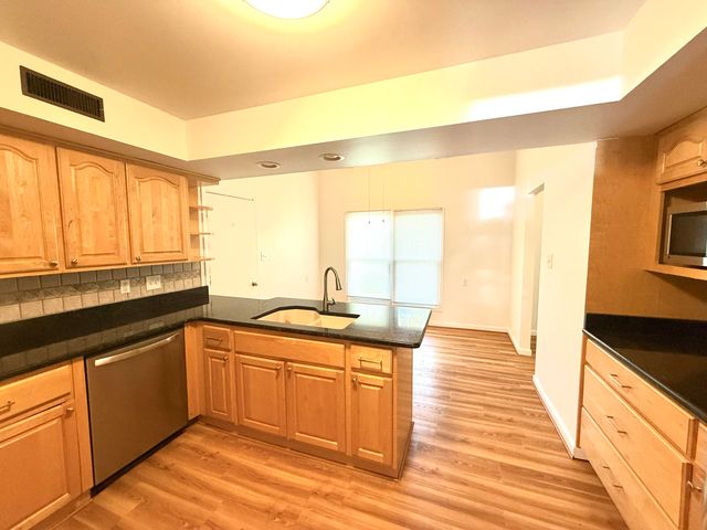 4290 Wendell Road, West Bloomfield, MI 48323