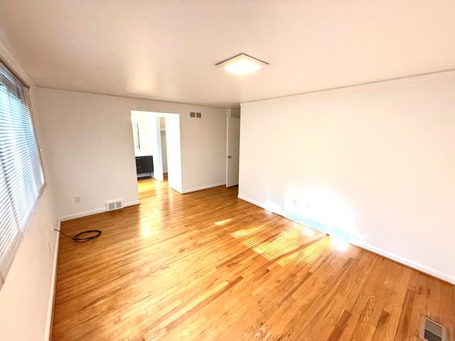 4290 Wendell Road, West Bloomfield, MI 48323