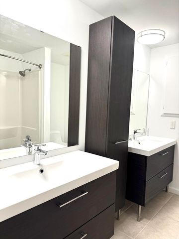 4290 Wendell Road, West Bloomfield, MI 48323