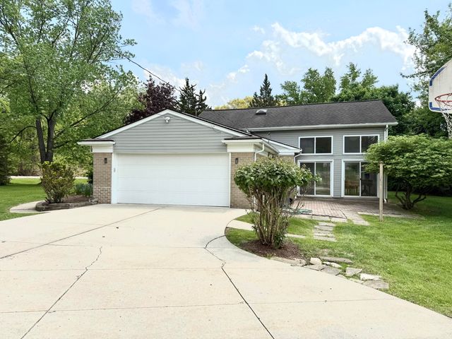 4290 Wendell Road, West Bloomfield, MI 48323