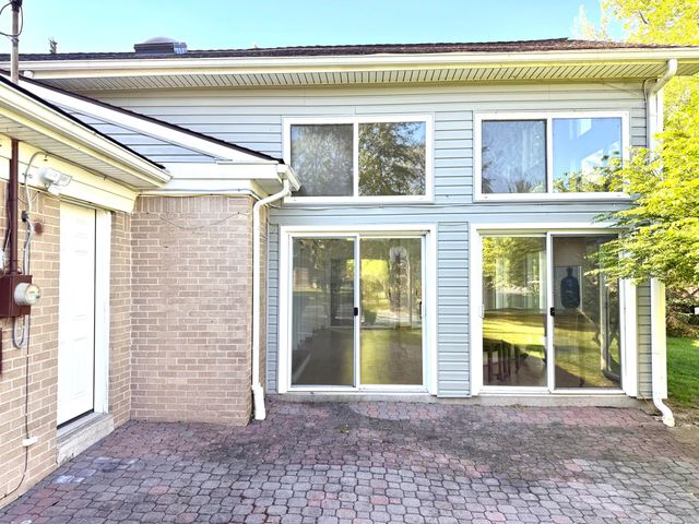 4290 Wendell Road, West Bloomfield, MI 48323