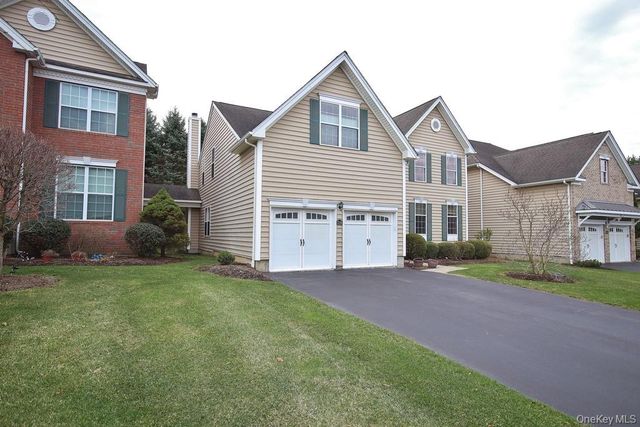 216 Roosevelt Drive, Fishkill, NY 12524