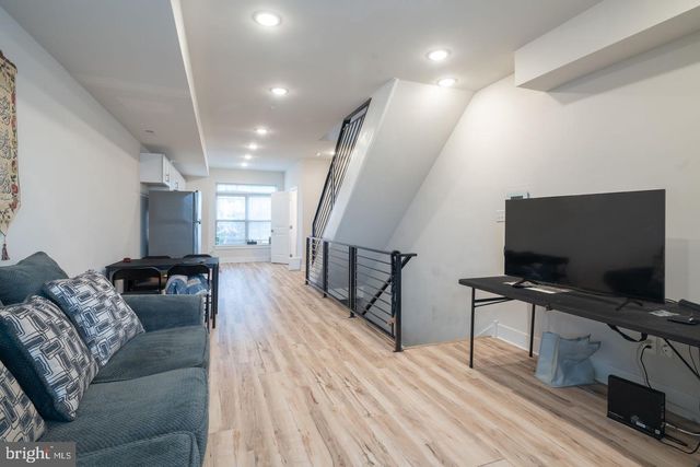 2531 N MASCHER ST, Philadelphia, PA 19133